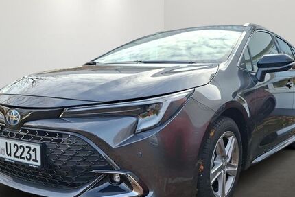 Toyota Corolla 4.601 km 30.980 &euro; Hamburg 22399