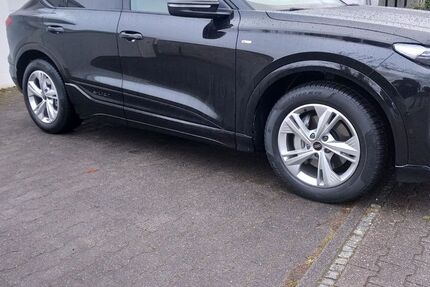 Audi Q6 e-tron 2.000 km 72.700 &euro; Wiesbaden 65205