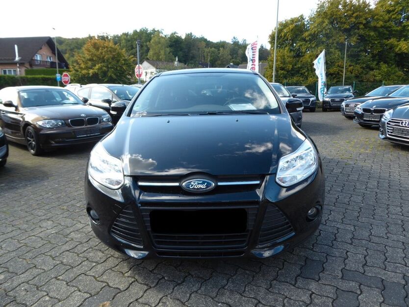 Ford Focus 60.300 km 7.500 € Wiehl 51674