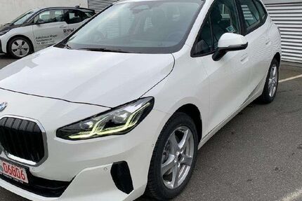 BMW 216 10.175 km 27.890 &euro; Tirschenreuth 95643