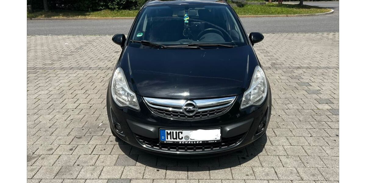 Opel Corsa 130.000 km 5.300 &euro; München 80804