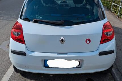 Renault Clio 87.620 km 2.190 &euro; Stockach 78333