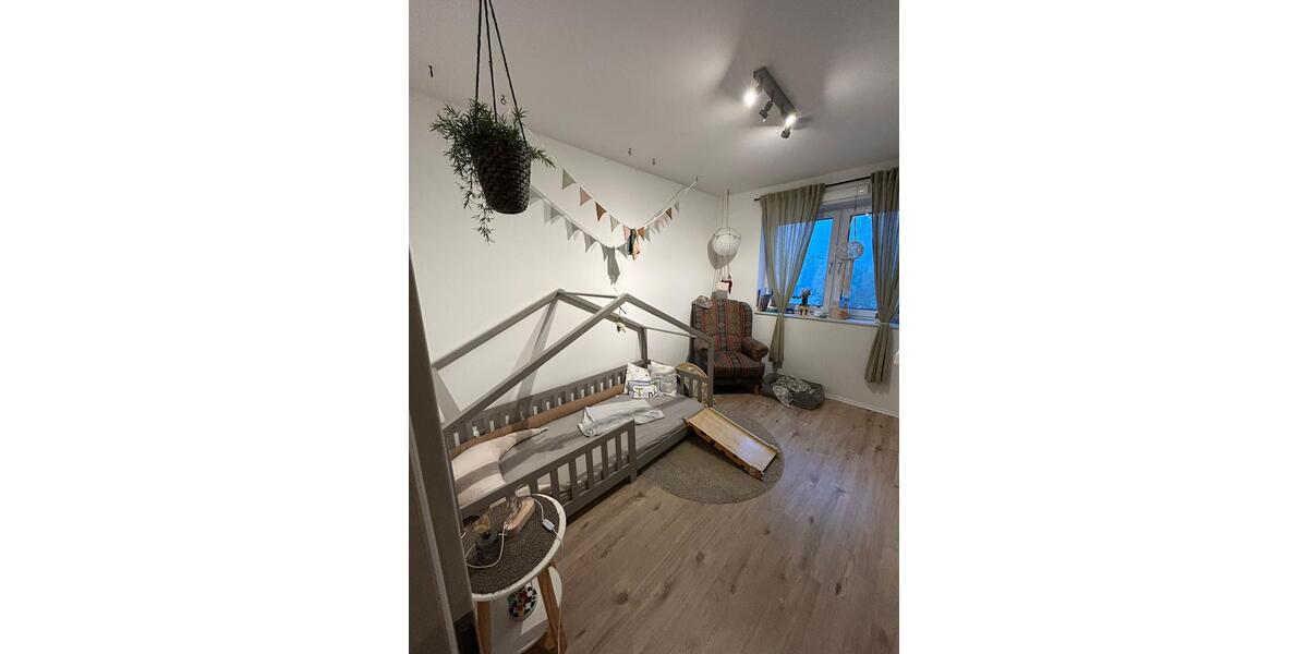 Etagenwohnung Geilenkirchen - 3 Zimmer, 94 m&sup2;, 1.050&euro; | Angebot:26393518