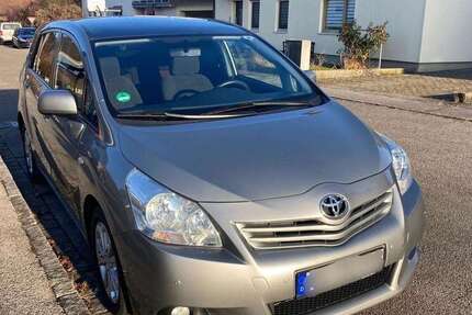 Toyota Verso 176.035 km 5.250 &euro; Burgkirchen 84508