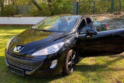 Peugeot 308 115.689 km 8.499 &euro; Schloß Holte - Stukenbrock 33758