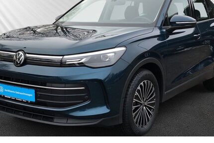 VW Tiguan 6.125 km 37.930 &euro; Itzehoe 25524
