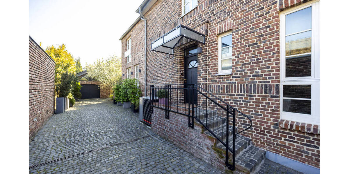 Mehrfamilienhaus, Wohnhaus Meerbusch Büderich - 6 Zimmer, 254 m&sup2;, 1.890.000&euro; | Angebot:26658329