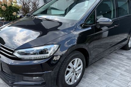 VW Touran 165.600 km 19.790 &euro; Tettnang 88069