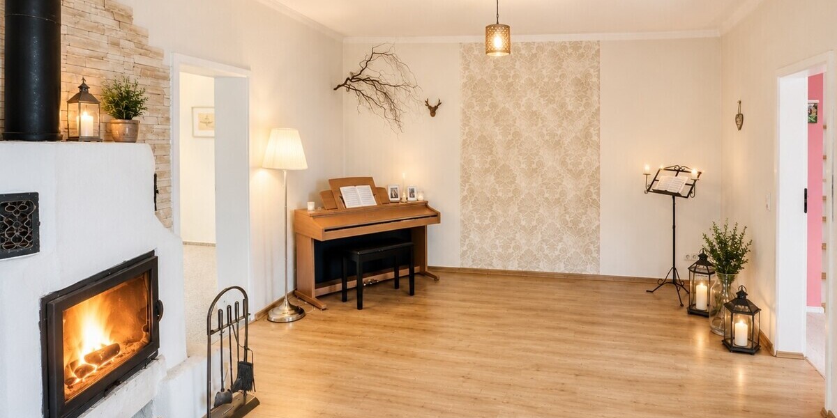 HORN IMMOBILIEN ++ Wohnhaus mit zwei Wohneinheiten und Gartengrundstück am See in Penkun - Reihenhaus Penkun | Angebot:27265756