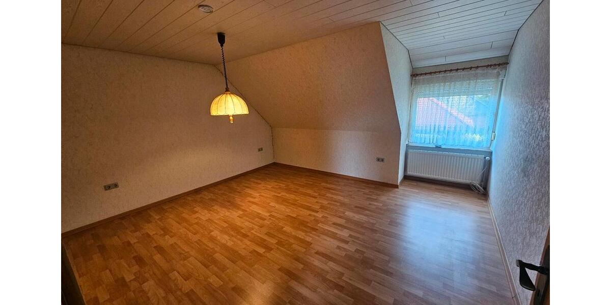 Doppelhaushälfte Hemmoor - 4 Zimmer, 110 m&sup2;, 215.000&euro; | Angebot:26663915