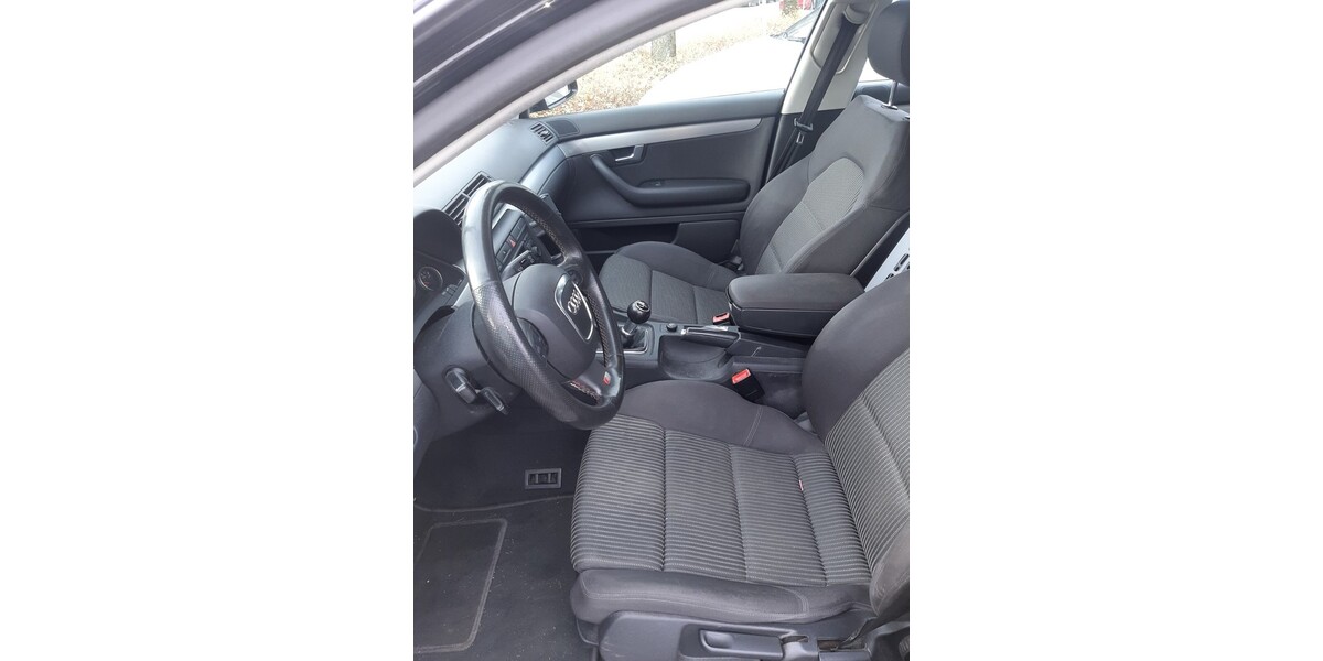 Audi A4 288.000 km 3.900 &euro; Emmendingen 79312