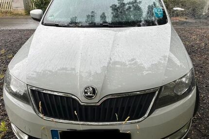 Skoda Rapid 204.000 km 5.699 &euro; Bremen 28197