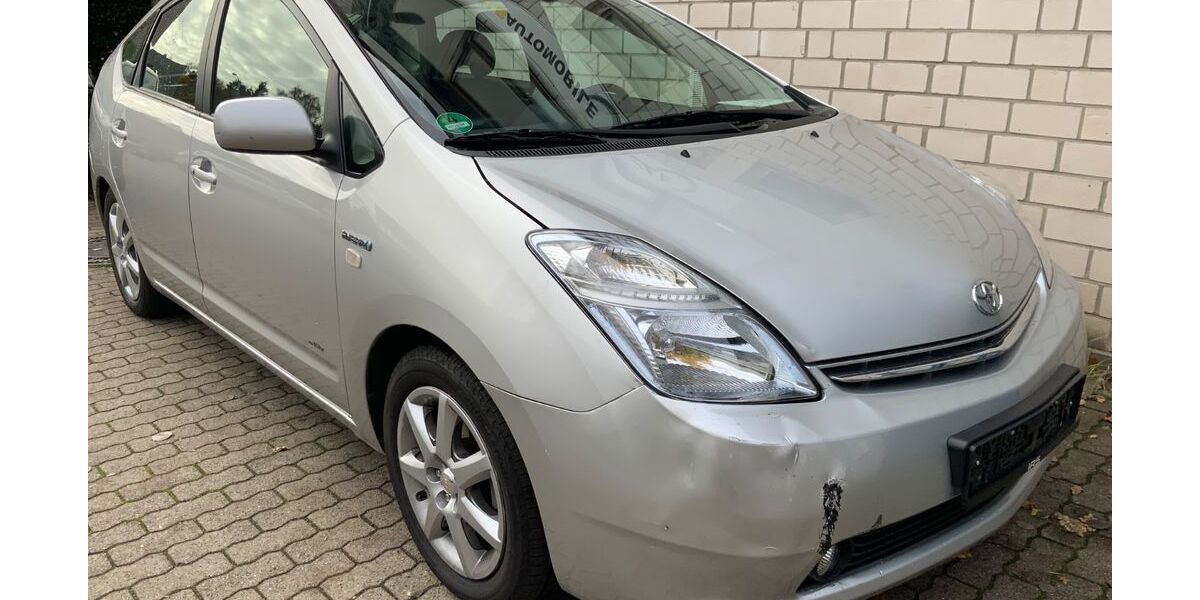 Toyota Prius 40.890 km 6.700 € Rellingen 25462