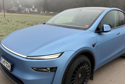 Tesla Model Y 20.900 km 50.950 &euro; Freiburg 79098