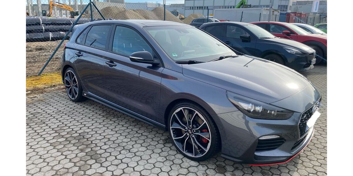 Hyundai i30 94.000 km 20.900 &euro; Eitensheim 85117