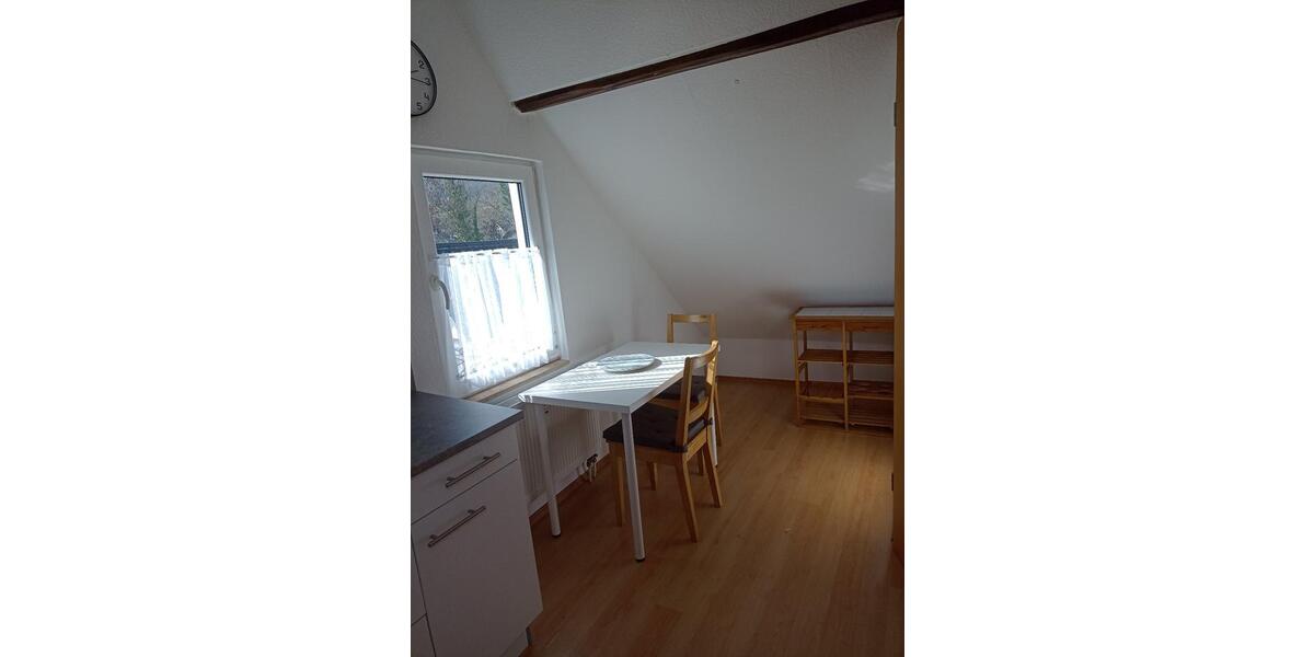 Dachgeschoßwohnung Mechernich - 2 Zimmer, 30 m&sup2;, 350&euro; | Angebot:26310397