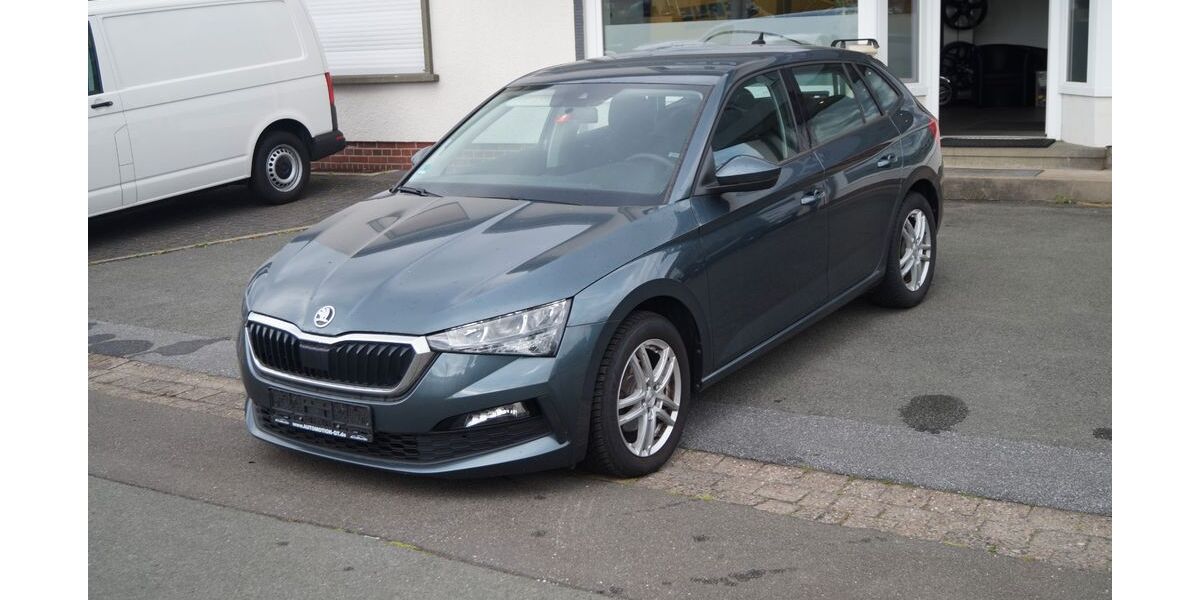 Skoda Scala 96.000 km 13.990 &euro; Gütersloh 33332