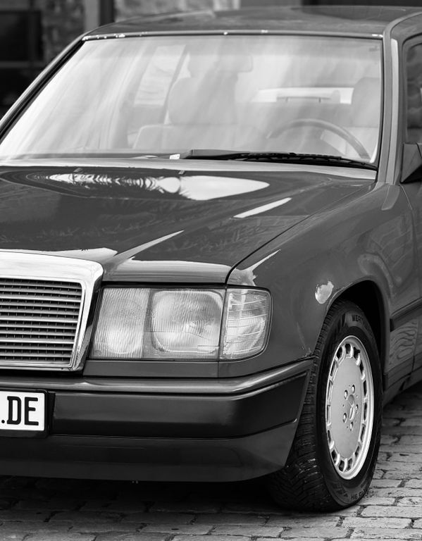 E 300