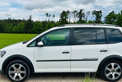 VW Touran 232.000 km 8.200 &euro; Katzwang 90455