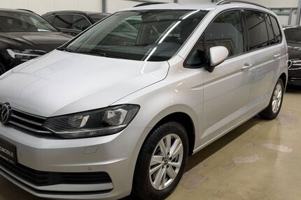 VW Touran 125.277 km 18.990 &euro; Ronnenberg 30952