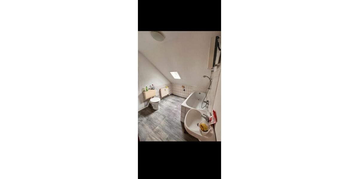 Mehrfamilienhaus, Wohnhaus Herdorf - 8 Zimmer, 229 m&sup2;, 145.000&euro; | Angebot:27121617