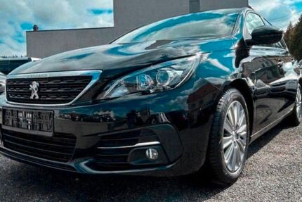 Peugeot 308 59.900 km 11.990 &euro; Saarbrücken 66117