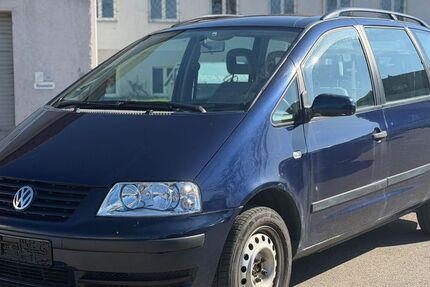 VW Sharan 268.000 km 1.500 &euro; Deisslingen 78652