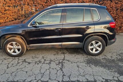 VW Tiguan 221.000 km 8.900 &euro; Aachen 52070