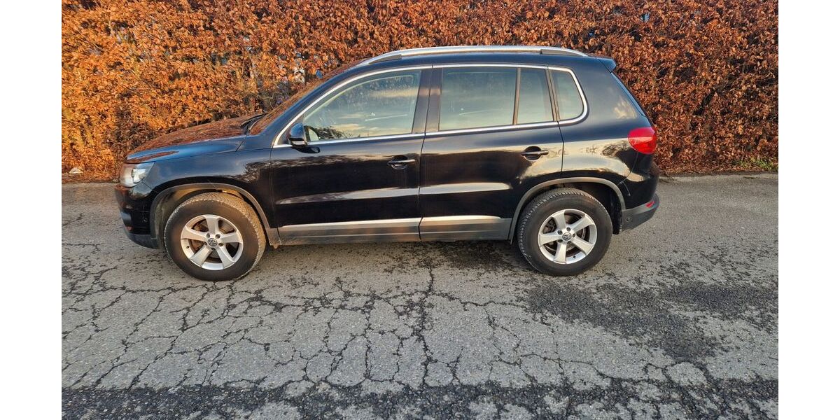 VW Tiguan 221.000 km 8.900 &euro; Aachen 52070
