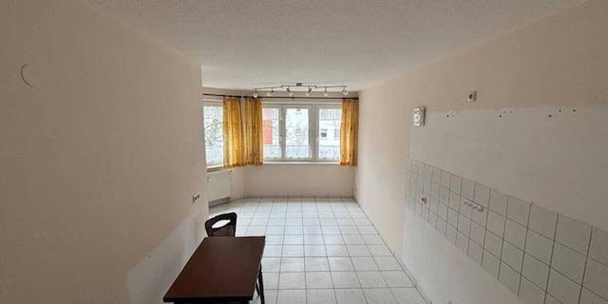 Etagenwohnung Riesa Pausitzer Delle - 4 Zimmer, 94 m&sup2;, 108.000&euro; | Angebot:26065097
