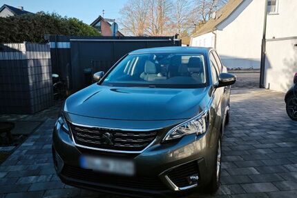 Peugeot 5008 124.000 km 15.900 &euro; Sankt Augustin 53757