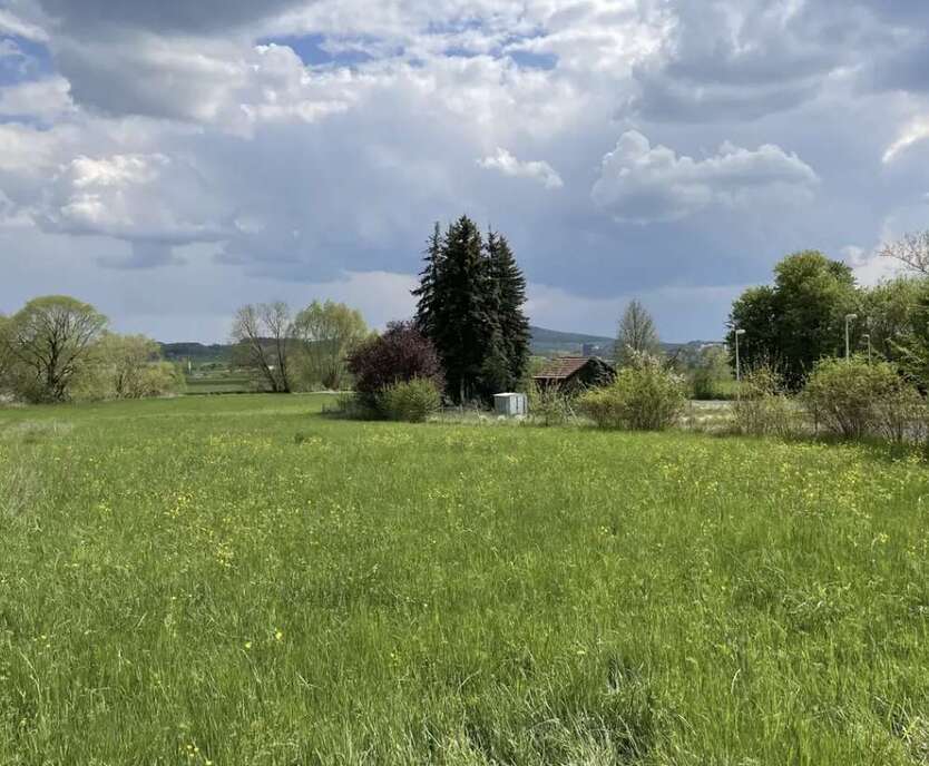 Grundstück zu verkaufen in Adelsdorf 98.500 € 740 m² zimmer