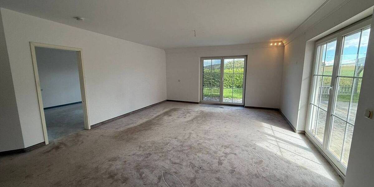 Etagenwohnung Cadolzburg - 2 Zimmer, 94 m&sup2;, 199.000&euro; | Angebot:26852477