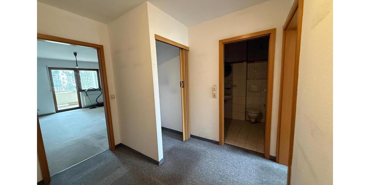 Etagenwohnung Freiberg - 2 Zimmer, 65 m&sup2;, 79.900&euro; | Angebot:26828051
