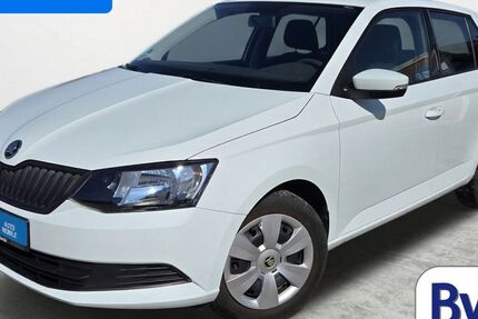 Skoda Fabia 24.418 km 10.990 &euro; Dresden 01237