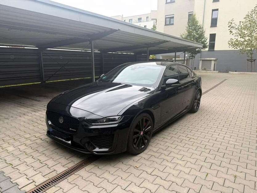 Jaguar XE 63.000 km 24.490 € Mainz 55120