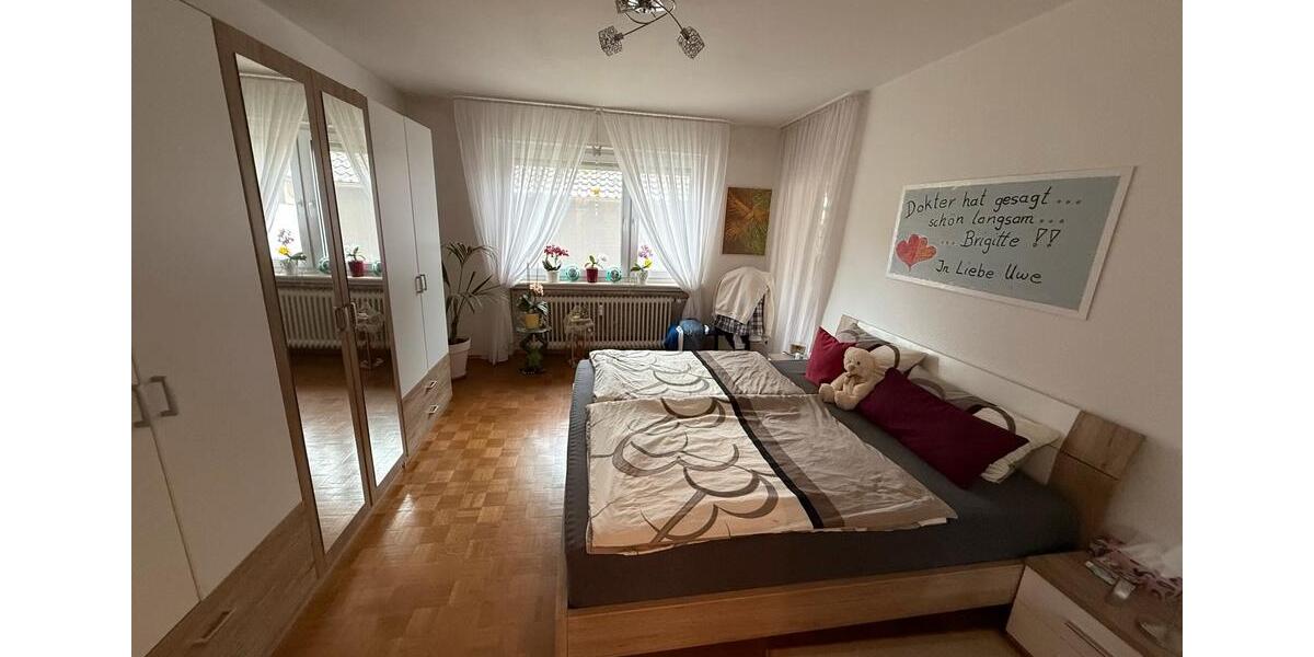 Mehrfamilienhaus, Wohnhaus Engelsbrand - 13 Zimmer, 300 m&sup2;, 640.000&euro; | Angebot:27110624