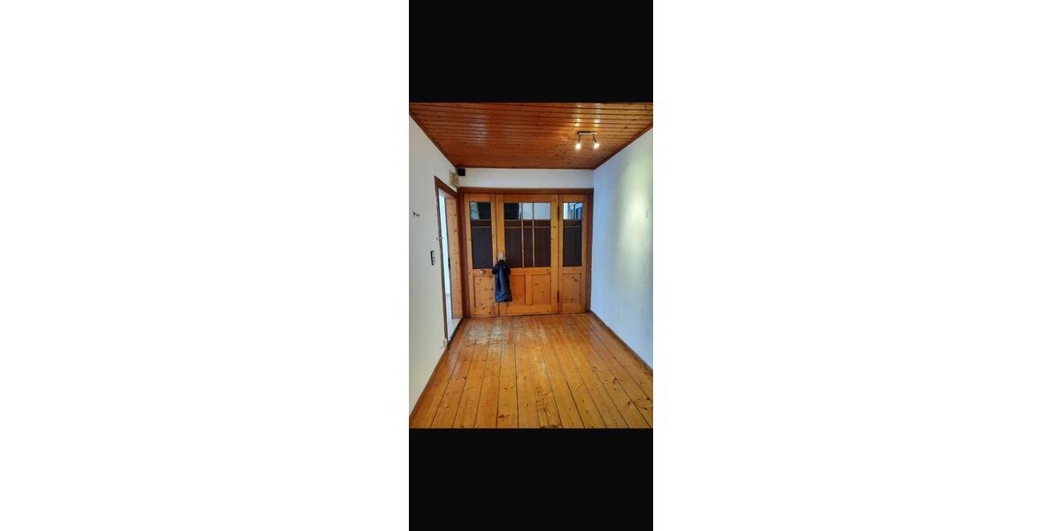 Etagenwohnung Wolfenbüttel Adersheim - 2.5 Zimmer, 72 m&sup2;, 648&euro; | Angebot:26408240