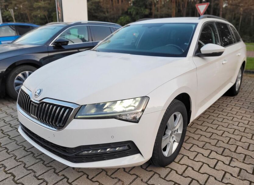 Skoda Superb 128.931 km 20.650 € Guben 03172