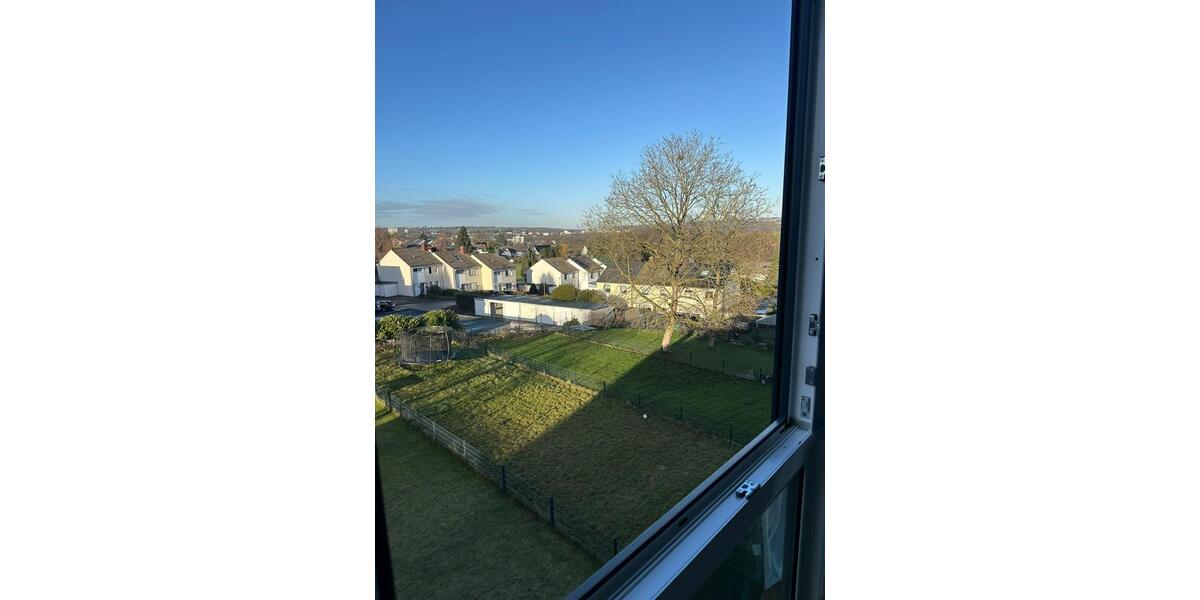 Doppelhaushälfte Solingen - 7 Zimmer, 186 m&sup2;, 2.650&euro; | Angebot:24662720