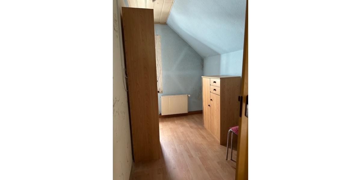 Massives Wohnhaus mit tollen Blick auf Schloß Könitz - Einfamilienhaus Unterwellenborn OT Könitz Könitz | Angebot:16297790