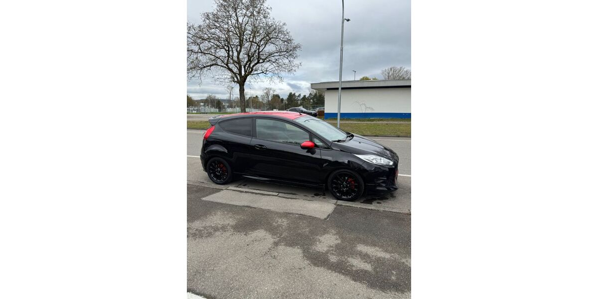 Ford Fiesta 96.250 km 8.800 &euro; Singen 78224