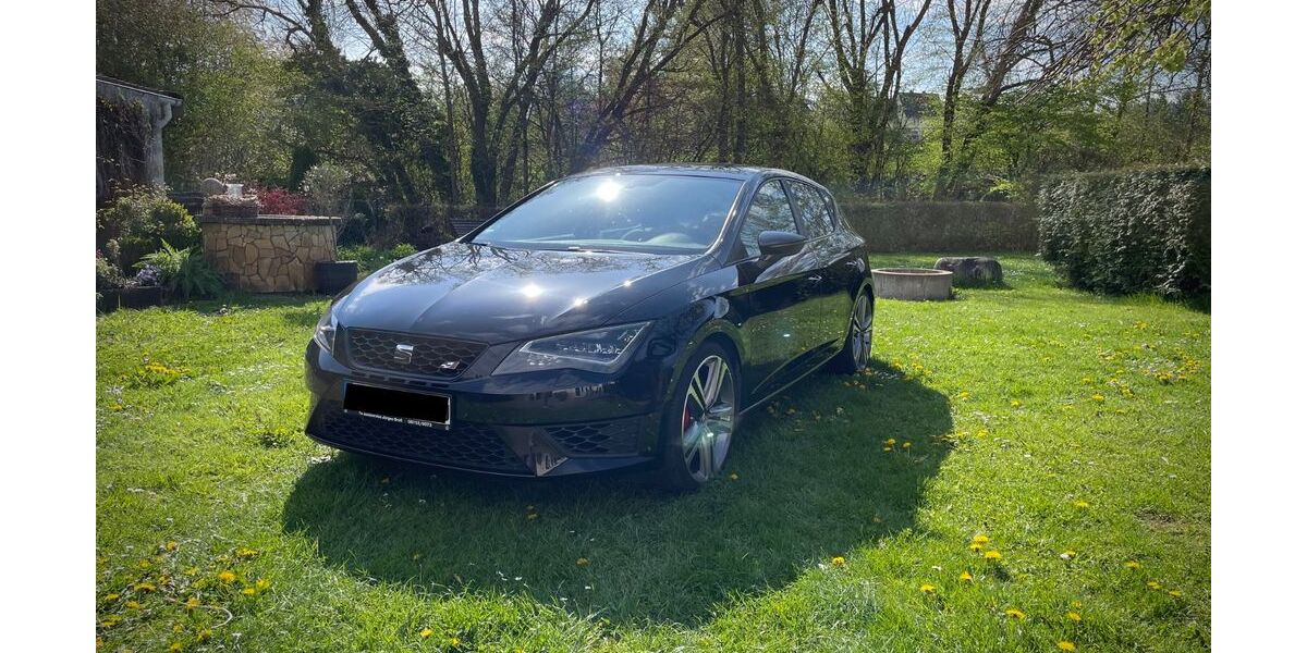 Seat Leon 126.000 km 16.950 &euro; Sien 55758