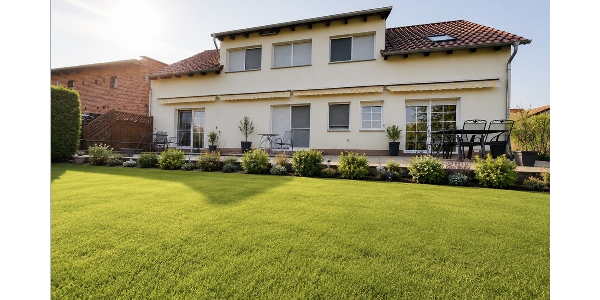 Doppelte Chance in Neulewin:Pension als Kapitalanlage nutzen & EFH sanieren Neubau auf 2.939 m² GST - Gewerbeobjekt Neulewin | Angebot:26506889