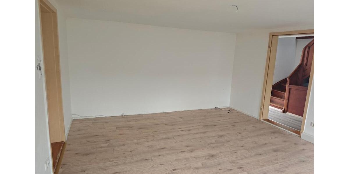 Reihenhaus Vilshofen an der Donau - 11 Zimmer, 93 m&sup2;, 225.000&euro; | Angebot:26321956