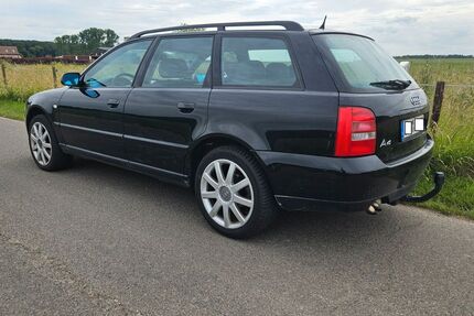 Audi A4 365.000 km 800 &euro; Jülich 52428