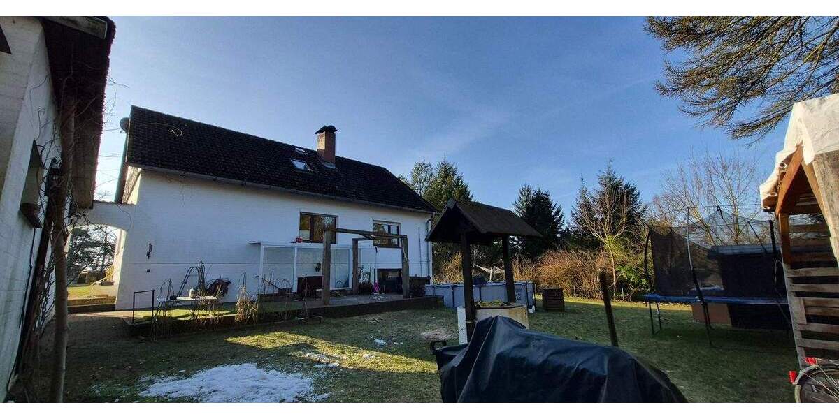 In ruhiger Sackgassenlage * 1-2 Familienhaus * Küche mit EBK * 2 Bäder * Vollkeller * Garage - Einfamilienhaus Höhbeck Brünkendorf | Angebot:24858335