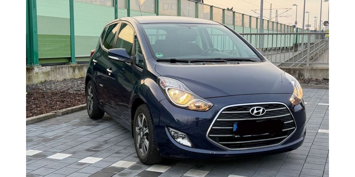 Hyundai ix20 28.100 km 13.950 &euro; Nauheim 64569