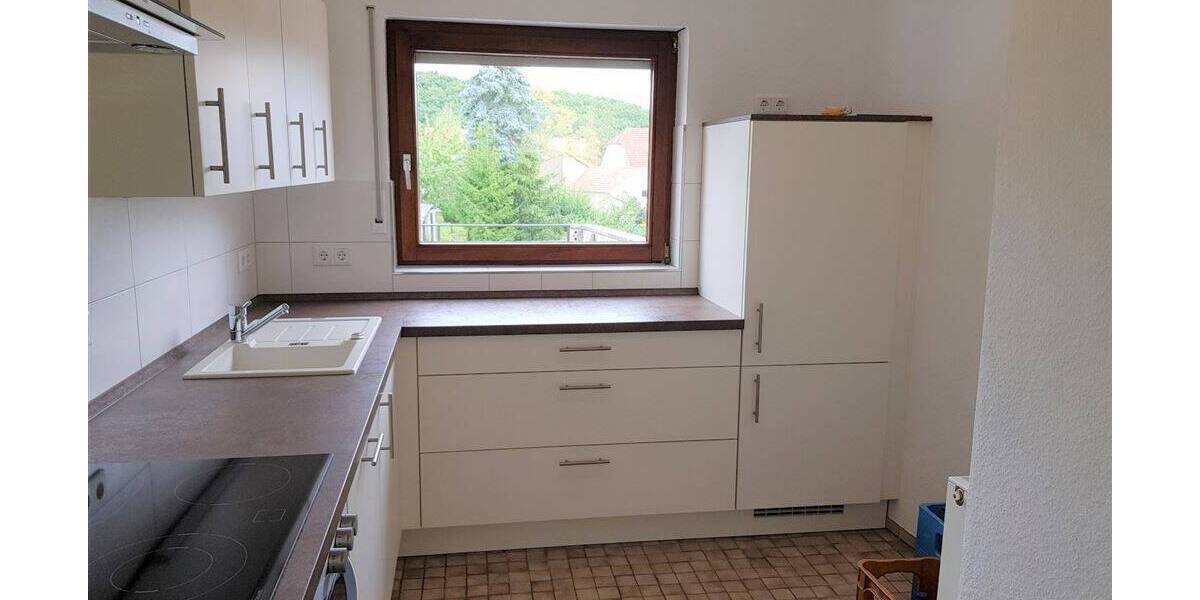 Etagenwohnung Bennhausen - 3 Zimmer, 90 m&sup2;, 600&euro; | Angebot:26919847