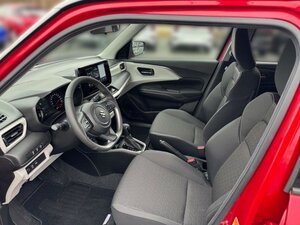 Suzuki SWIFT COMFORT+ CVT HYBRID 2.500 km 20.490 &euro; Höhenkirchen-Siegertsbrun 85635
